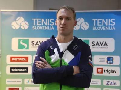 ﻿kapetan teniške reprezentance Grega Žemlja - 23.02.2022 – Teniška zveza Slovenije – teniška reprezentanca pred dvobojem Čila in Slovenije - Davisov pokal 2022 -  //FOTO: Luka Cjuha.