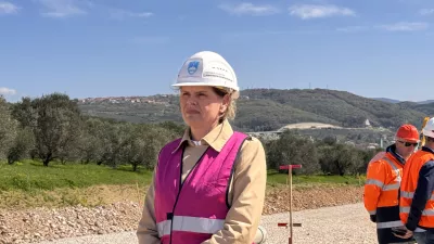 Koper, serminska vpadnica.Gradnja nove serminske vpadnice.Ministrica za infrastrukturo Alenka Bratusek.