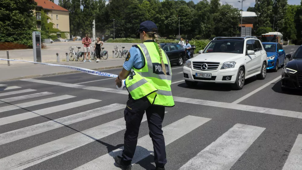 05.06.2025 - Simbolična fotografija Policija - prometna nesreča - policijski trakFoto: Luka Cjuha