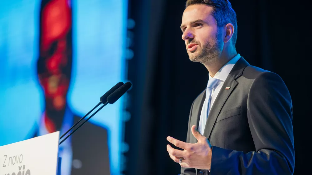 Polzela, Sportna dvorana Polzela.Volilni kongres NSi.Dosedanji predsednik stranke NSi Matej Tonin.