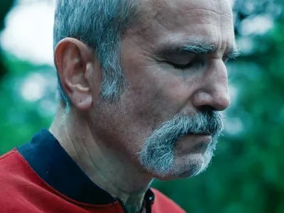 Daniel Day-Lewis bo po osmih letih spet igral v filmu. Prizor iz filma Anemone. / Foto: Landmark Media via Profimedia