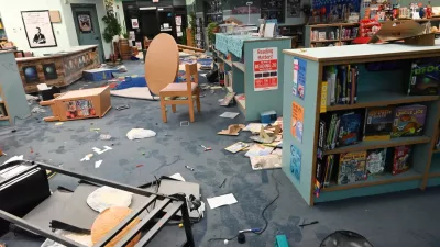 Knjižnica, razdejanje v šoli, razdejanje v knjižnici, razbijanje, vandalizem, razgrajanje