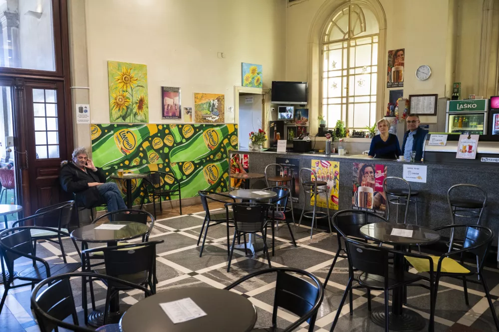 28.4.2025 Anice Skok, bar Prehod na železniški postajiFOTO: Nik Erik Neubauer