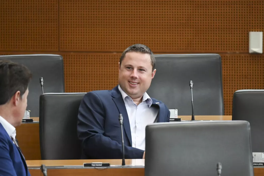 Žan Mahnič08.07.2024 - 22. redna seja Državnega zbora. FOTO: Nik Erik Neubauer