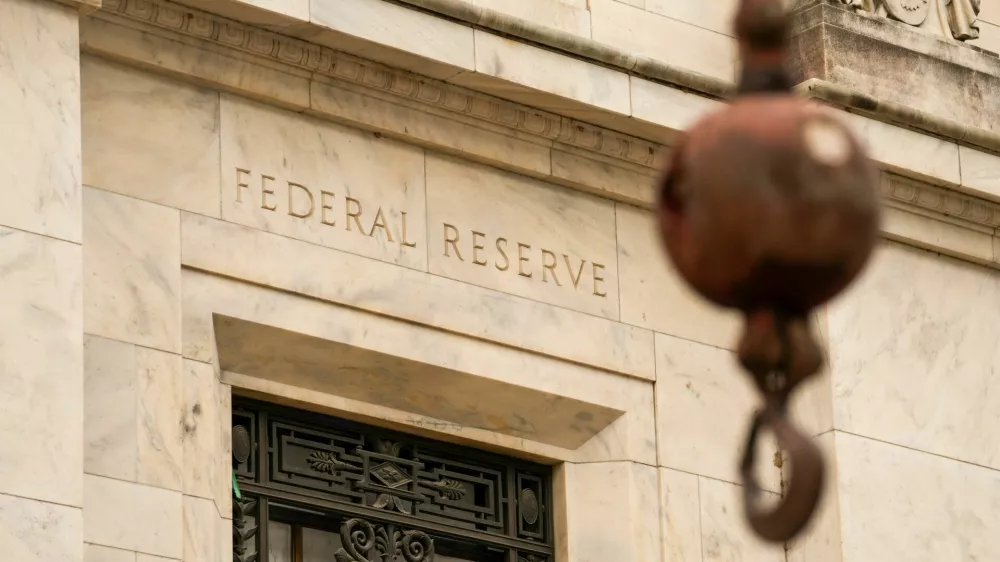 View of the facade as construction continues on the Federal Reserve Board Building, during the Federal Open Market Committee meeting on interest rate policy at the Federal Reserve in Washington, D.C., U.S., September 17, 2025. REUTERS/Ken Cedeno