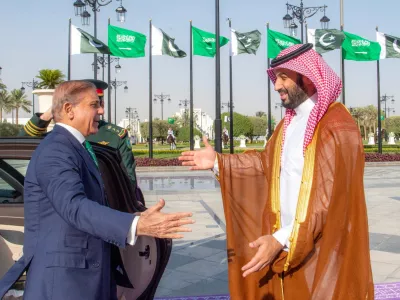 Saudi Crown Prince Mohammed bin Salman and Pakistan Prime Minister Shehbaz Sharif meet in Riyadh, Saudi Arabia, September 17, 2025. Saudi Press Agency/Handout via REUTERS THIS IMAGE HAS BEEN SUPPLIED BY A THIRD PARTY.
