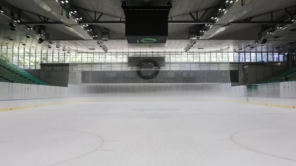 ﻿- 12.08.2020 – Hala Tivoli – prenovljena hokejska dvorana – prenova //FOTO: Bojan Velikonja