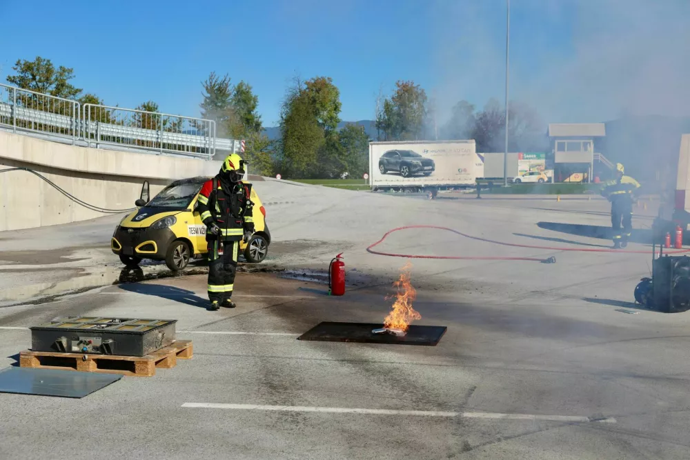 Električni avto, vžig, vaja, Celje. Foto: Jaka Gasar