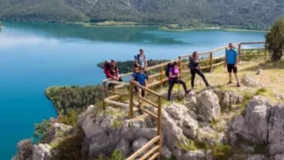 KRKO JE NAJBOLJE RAZISKATI PEŠ ALI S KOLESOM, NA VOLJO JE NA DUCATE POTI F NP Krka