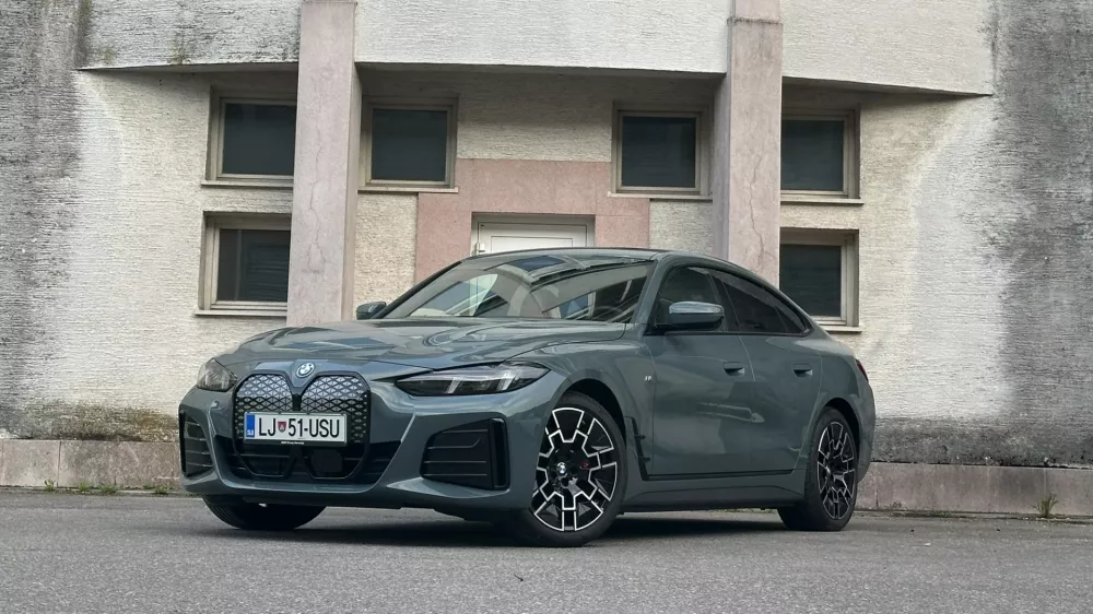BMW i4 / Foto: Matjaž Terzič