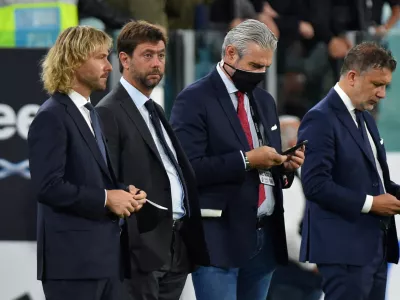 FILE PHOTO: Soccer Football - Serie A - Juventus v AC Milan - Allianz Stadium, Turin, Italy - September 19, 2021 Juventus's president Andrea Agnelli and vice chairman of the board of directors Pavel Nedved before the match REUTERS/Massimo Pinca//File Photo
