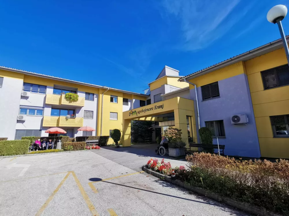 Kadrovske izzive rešujejo s tujci