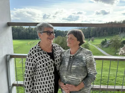 Dragica Rovšček in Jana Lipušček, darovalka in prejemnica darovane ledvice, presaditev ledvic / Foto: Nika Ozebek