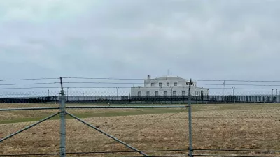 A safe that stores most of the federal government's gold bullion and other valuables. / Foto: Westy72