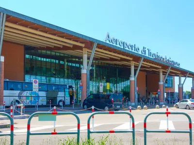 Tudi med Slovenci priljubljeno letališče / Foto: Istock