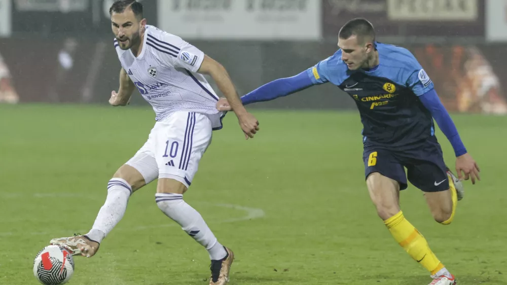 Maks Barišič (levo), David Zec - 09.03. 2024 - nogomet - 1.SNL - Celje: Maribor, Celje //FOTO: Jaka Gasar