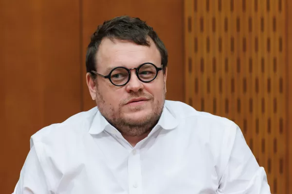 Ljubljana, DZ.Seja odbora DZ za delo, druzino, socialne zadeve in invalide, na kateri so obravnavali predstavitev kandidata za ministra za solidarno prihodnost Simona Maljevca.Kandidat za ministra za solidarno prihodnost Simon Maljevac.