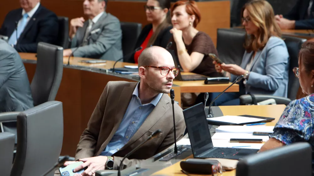 10.07.2025 - nadaljevanje seje DZ, na kateri bodo poslanci na predlog opozicije obravnavali interpelacijo ministrice za kulturo Aste Vrečko;Matej Tašner VatovecFoto: Tomaž Skale
