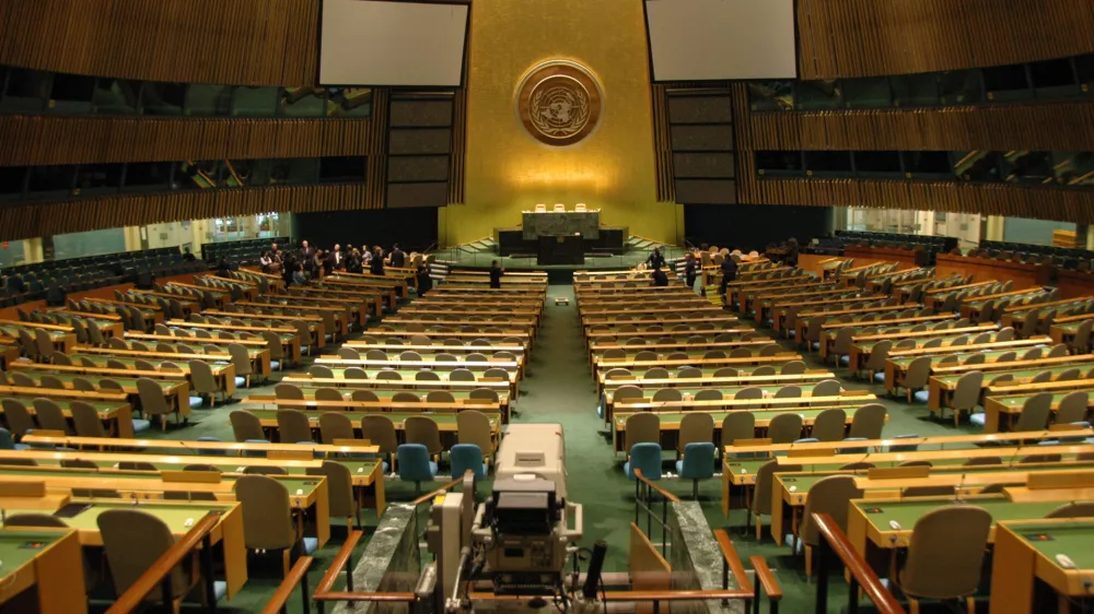 reportaža za Objektiv, Združeni narodi