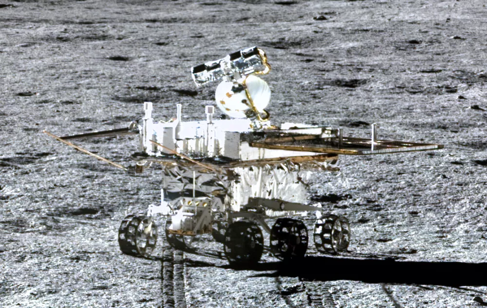 Kitajski rover, ki je pristal na drugi strani Lune. / Foto: Csna/siyu Zhang