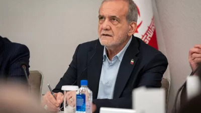 Masoud Pezeshkian, the President of Iran, takes questions from the media at a press briefing in New York, Friday, Sept. 26, 2025. (AP Photo/Angelina Katsanis)
