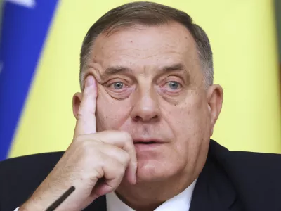 Bosnian Serb leader Milorad Dodik attends a news conference following his talks with Russian Foreign Minister Sergey Lavrov at Zinaida Morozova's Mansion in Moscow, Russia, Tuesday, Sept. 9, 2025. (Sergei Ilnitsky/Pool Photo via AP)