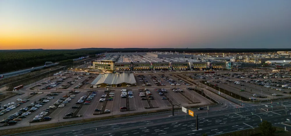 15 March 2025, Brandenburg, Grünheide: The Tesla Gigafactory Berlin-Brandenburg (aerial view with a drone). Three years ago, on March 22, 2022, the Tesla e-car factory was opened in Grünheide, east of Berlin. Photo: Patrick Pleul/dpa,Image: 977031652, License: Rights-managed, Restrictions: GERMANY OUT, Model Release: no
