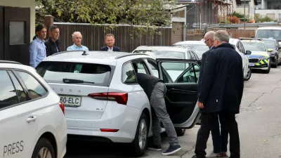 Hišna preiskava pri Alešu Hojsu.