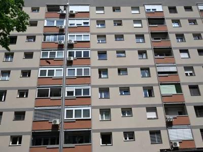 Odpravili omejitve: Visokih provizij nepremičninski trg ne bo prenesel