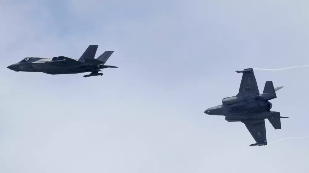 U.S. Marine Corps F-35 fighter jets fly over the former Roosevelt Roads military base in Ceiba, Puerto Rico, September 30, 2025. REUTERS/Ricardo Arduengo