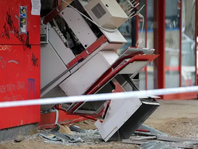 17.09.2022., Zagreb, Raznesen bankomat u ulici Milke Trnine u Zagrebu. Ocevid u tijeku Photo: Emica Elvedji/PIXSELL