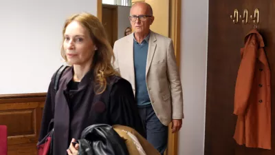 Nekdanji ravnatelj Pečan zaradi odpovedi toži šolo