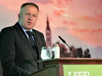 Zdravko Počivalšek