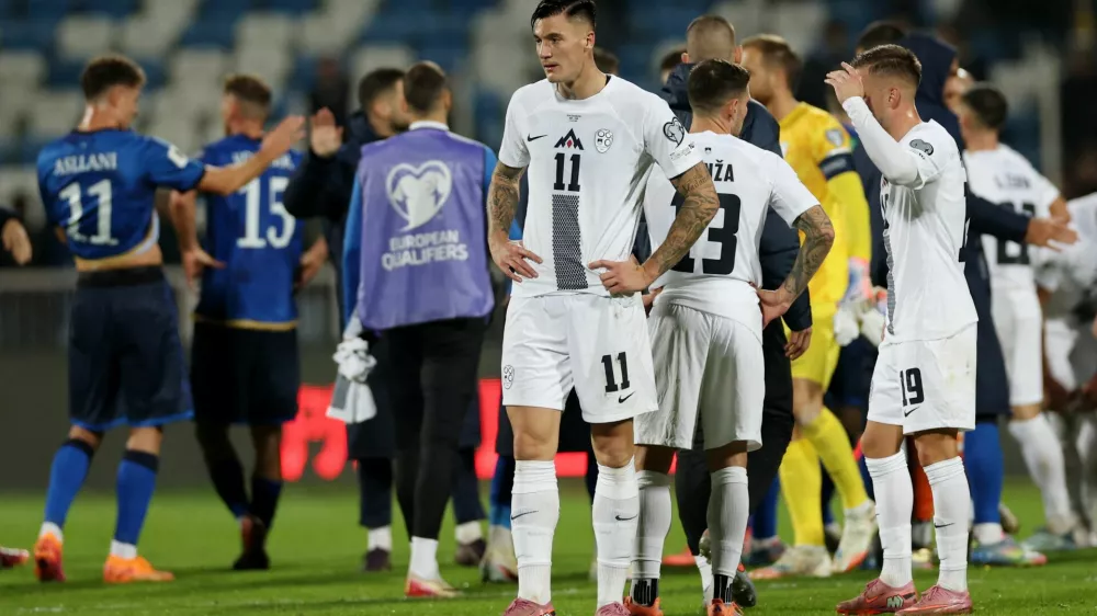 Soccer Football - FIFA World Cup - UEFA Qualifiers - Group B - Kosovo v Slovenia - Fadil Vokrri Stadium, Pristina, Kosovo - October 10, 2025 Slovenia's Benjamin Sesko looks dejected after the match REUTERS/Valdrin Xhemaj