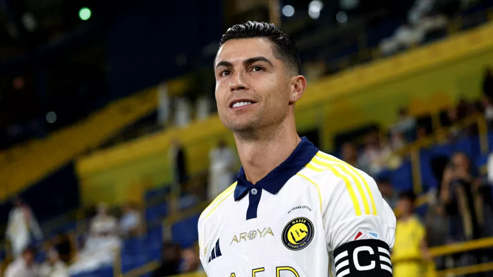 FILE PHOTO: Soccer Football - Saudi Pro League - Al Nassr v Al Khaleej - Al-Awwal Park, Riyadh, Saudi Arabia - May 21, 2025 Al Nassr's Cristiano Ronaldo before the match REUTERS/Hamad I Mohammed/File Photo