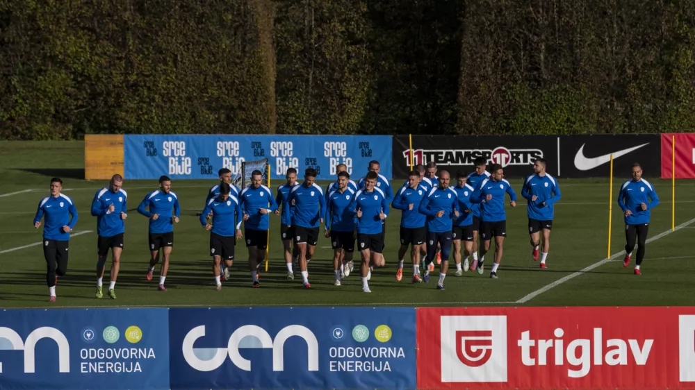 ReprezentancaNZS07.10.2025 Medijski termin in trening reprezentance Slovenije pred nadaljevanjem kvalifikacij za SP 2026, nogometni center Brdo pri KranjuFoto: Nik Erik Neubauer