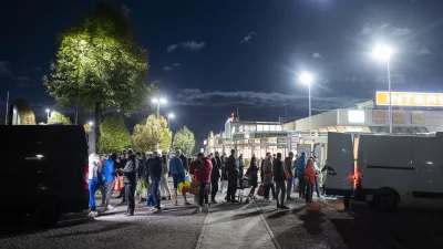 Skupnostno nakupovanje: Ko nabava lokalno pridelane hrane prinese prijateljstvo