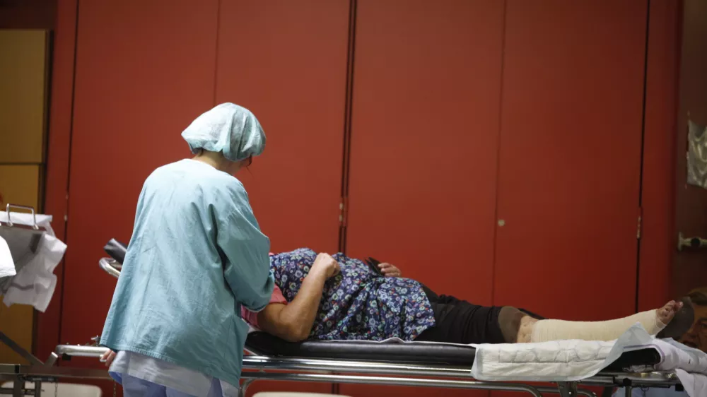 Urgenca UKC - Urgentni kirurški blok  - ilustrativna fotografija - zdravstvo - zdravniki -  ///FOTO: Luka Cjuha///FOTO: Luka Cjuha