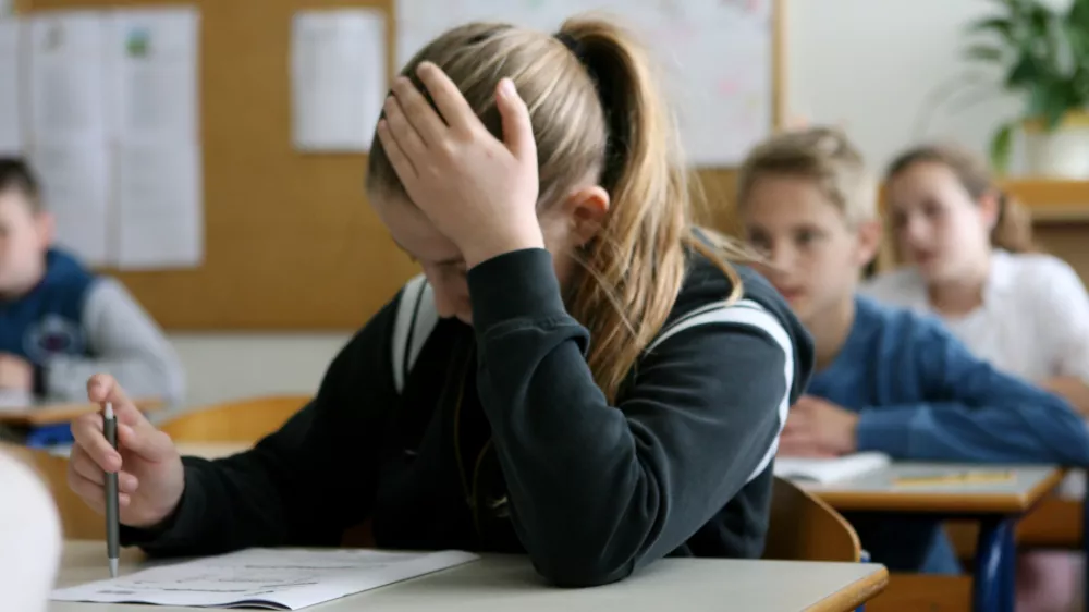 Bo zaradi manjšega števila ocen res še več kampanjskega učenja?