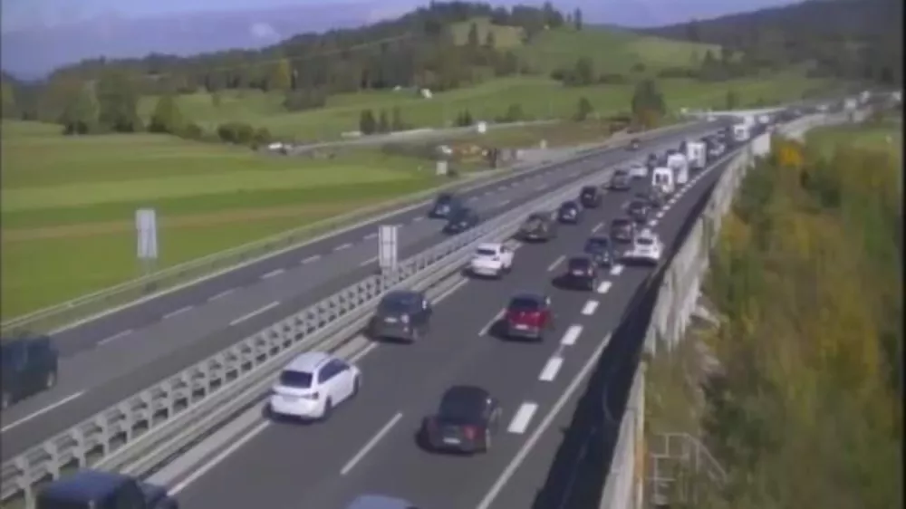 Stanje na Uncu ob 11.20 uri