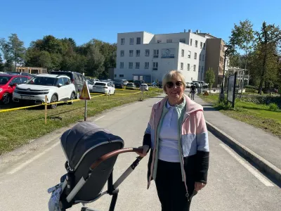 Babi servis z varstvom na pomoč mladim družinam