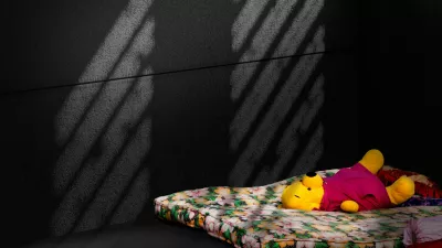 Dedek zlorabljal tri mladoletne vnukinje