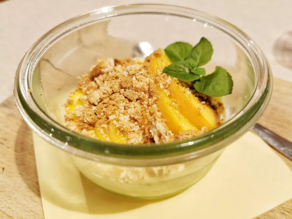 Angleška vanilijeva krema, Valeria 1904