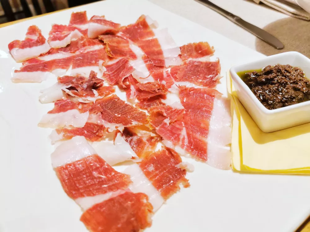 Pršut mangalice, Valeria 1904