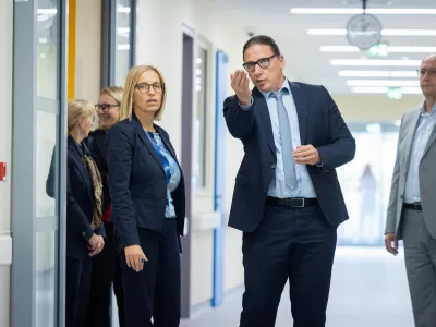 Nekateri zaposleni bi lahko dobili le 160 evrov