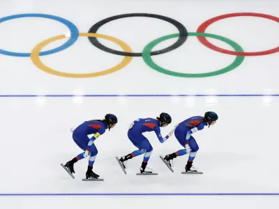 ﻿2022 Beijing Olympics - Speed Skating - Women's Team Pursuit Semifinals - National Speed Skating Oval, Beijing, China - February 15, 2022. Elizaveta Golubeva of the Russian Olympic Committee, Evgeniia Lalenkova of the Russian Olympic Committee and Natalia Voronina of the Russian Olympic Committee in action. REUTERS/Susana Vera
