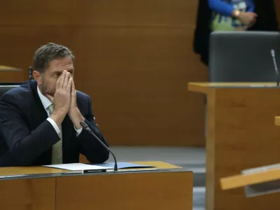 Minister za finance Klemen Boštjančič6.10.2025 - izredna seja DZ, na kateri bodo predstavili proračunski memorandum 2026-2027, predlog sprememb proračuna RS za leto 2026 in predlog proračuna RS za leto 2027; DZ,Foto: Luka Cjuha