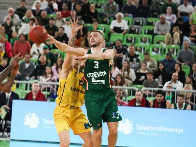 14.10.2025. Košarka Olimpija Aris Solun. Foto: Bojan Velikonja 