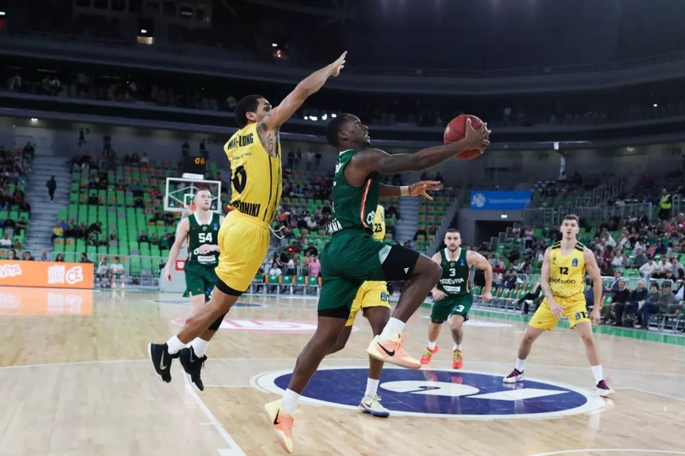 14.10.2025. Košarka Olimpija Aris Solun. Foto: Bojan Velikonja 