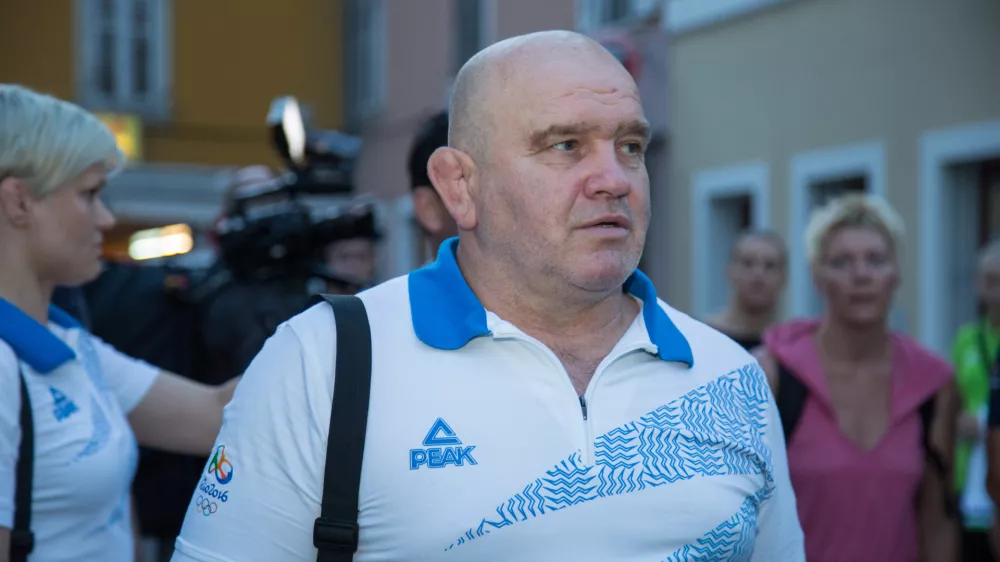 - člani olimpijske reprezentance Slovenije Rio 2016 na Titovem trgu v Kopru- Marjan Fabjan- 22.07.2016 - Predstavitev olimpijske reprezentance Slovenije pred odhodom na OI v Rio - ..//FOTO: Maja Marko